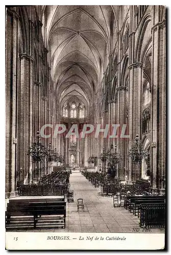 Ansichtskarte AK Bourges Le Nef de la Cathedrale