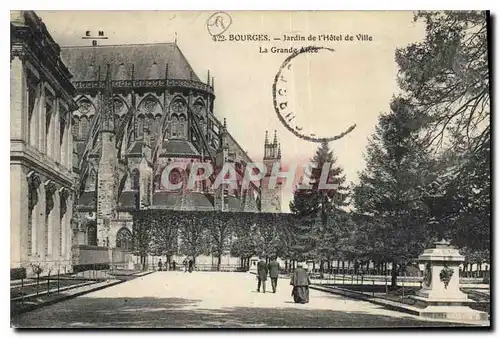 Cartes postales Bourges Jardin de l'Hotel de Ville