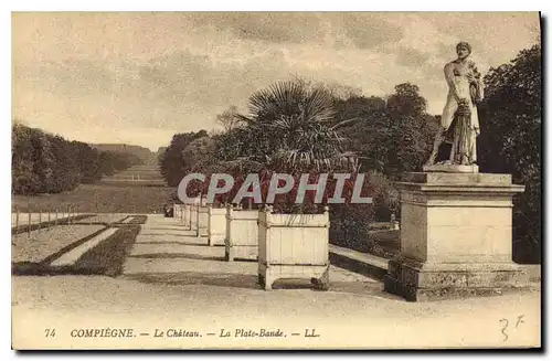 Ansichtskarte AK Compiegne Le Chateau La Plate Bande