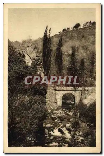 Cartes postales Aubazine Correze La Vallee du Coyroux et les ruines de l'Abbaye