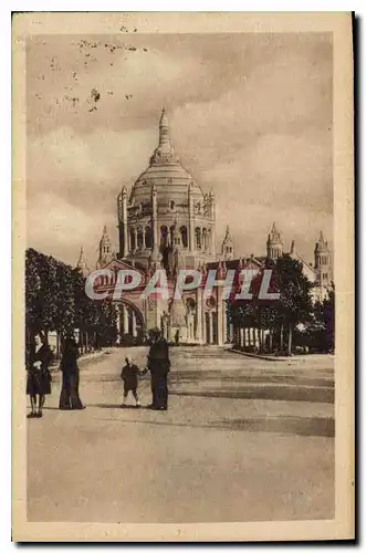 Cartes postales Lisieux Avenue de la Basilique