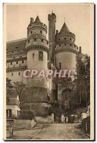 Ansichtskarte AK La Douce France Chateau de Pierrefonds l'Arrivee au chateau