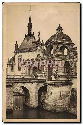 Cartes postales La Douce France Chateau de Chantilly entree principale de la Chapelle