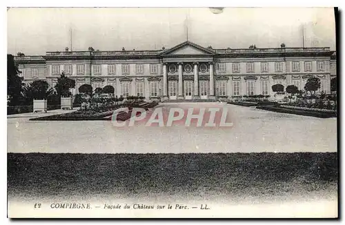 Ansichtskarte AK Compiegne facade du Chateau sur le Parc