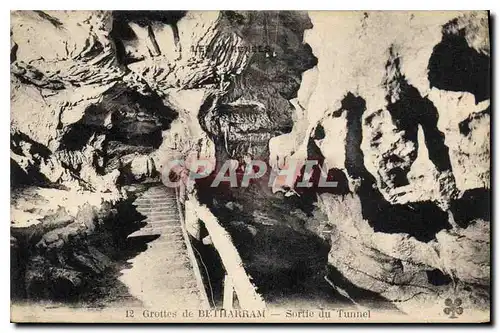 Cartes postales Les Pyrenees Grottes de Betharram Sortie du Tunnel