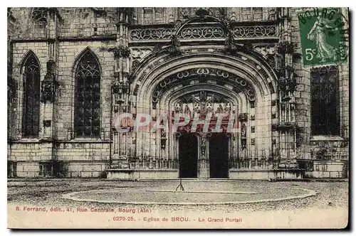 Cartes postales Bourg Rue Centrale Eglise de Broi Le Grand Portail