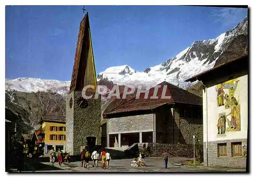 Cartes postales moderne Saas Fee Wallis Kirche und Dorfplatz