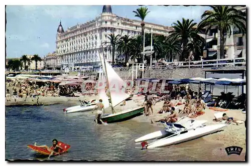 Cartes postales Cannes AM La Croisette les jeux de la plage Pedalo