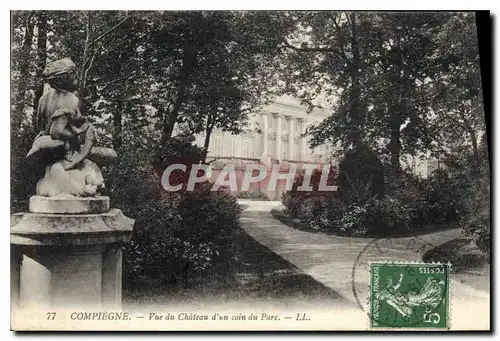Ansichtskarte AK Compiegne Vue du Chateau d'un coin Parc