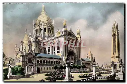 Cartes postales La Basilique de Lisieux Panorama general