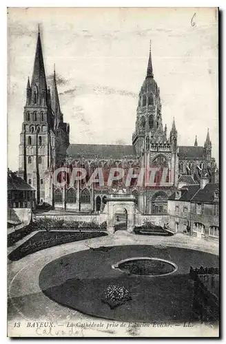 Cartes postales Bayeux La Cathedrale prise de l'Ancien Eteche