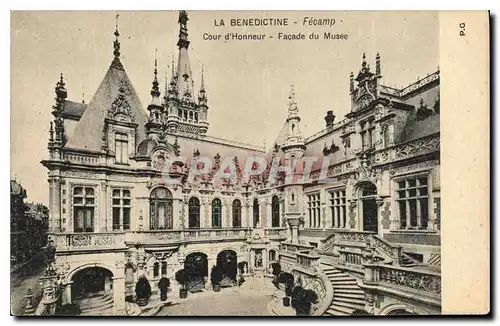 Ansichtskarte AK La Benedictine Fecamp Cour d'Honneur Facade du Musee