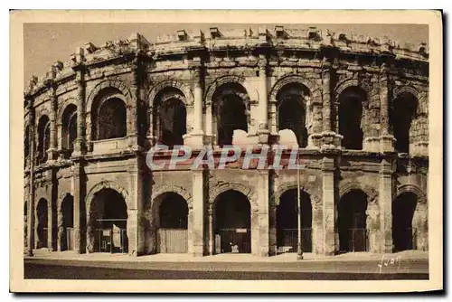 Ansichtskarte AK Nimes Gard Vue exterieure des arenes