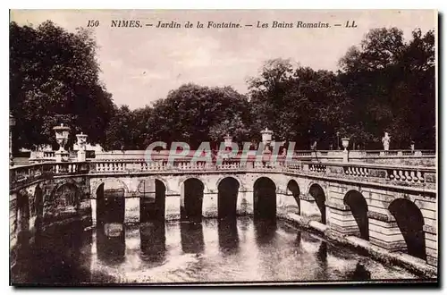 Ansichtskarte AK Nimes Jardin de la Fontaine Les Bains Romains