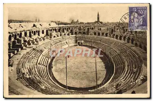 Cartes postales Nimes Gard Les Arenes