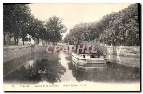 Ansichtskarte AK Nimes Jardin de la Fontaine Grand Bassin