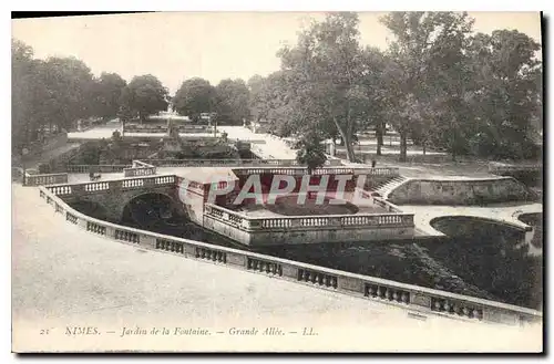 Cartes postales Nimes Jardin de la Fontaine Grande Allee