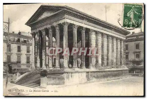 Cartes postales Nimes La Maison Carree