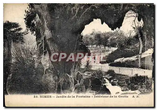 Cartes postales Nimes Jardin de la Fontaine Interieur de la Grotte