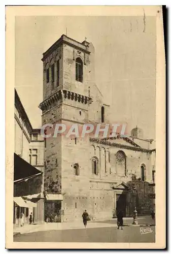 Cartes postales Nimes La Cathedrale