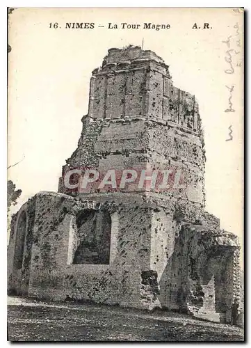 Cartes postales Nimes La Tour Magne