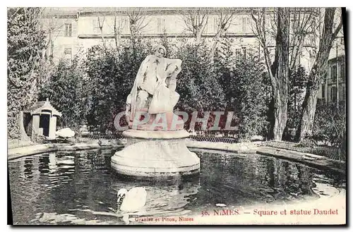 Ansichtskarte AK Nimes Square et statue Daudet