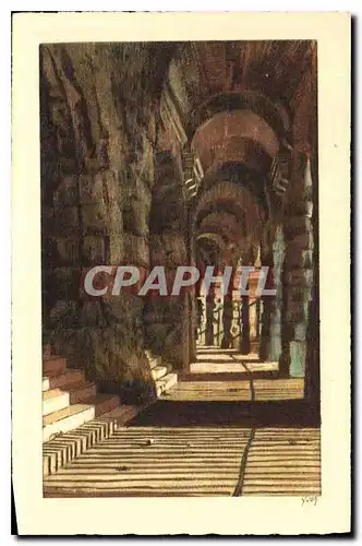 Cartes postales La Douce France Nimes Gard Galerie faisant le tour des Arenes