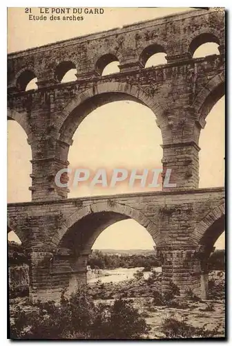 Ansichtskarte AK Le Pont du Gard Etude des arches