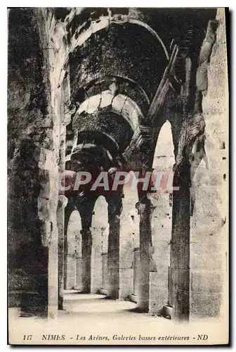 Cartes postales Nimes Les Arenes Galeries basses exterieures