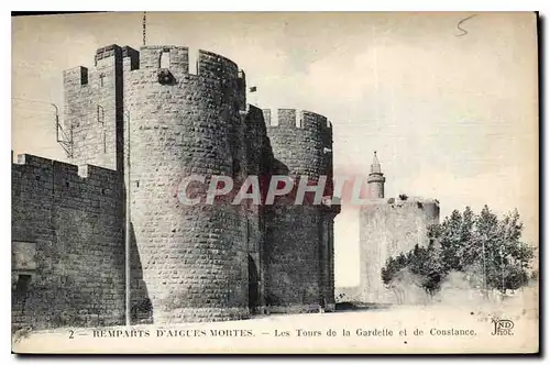 Cartes postales Remparts d'Aigues Mortes les Tours de la Gardette et de Constance