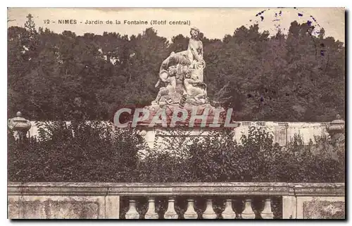 Ansichtskarte AK Nimes Jardin de la Fontaine Motif central