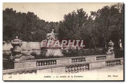 Cartes postales Nimes le Jardin de la Fontaine