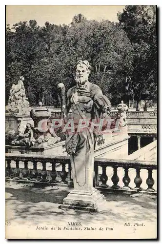 Cartes postales Nimes Jardin de la Fontaine Statue de Pan