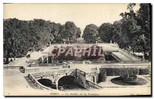 Cartes postales Nimes le Jardin de la fontaine