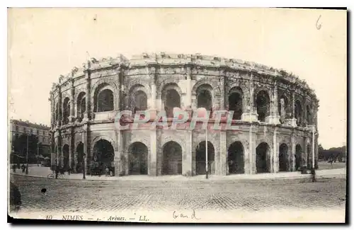 Cartes postales Nimes Les Arenes