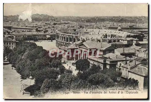 Cartes postales Nimes vue d'ensemble des Arenes et de l'Esplanade