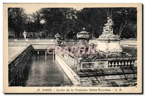 Cartes postales Nimes Jardin de la Fontaine Bains Romains