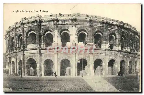 Cartes postales Nimes Les Arenes