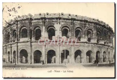 Cartes postales Nimes Les Arenes