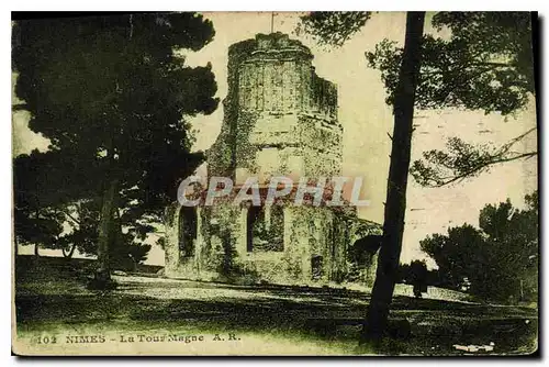 Cartes postales Nimes la tour Magne