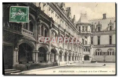 Ansichtskarte AK Pierrefonds Colonnade de la Cour d'Honneur