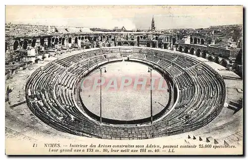 Cartes postales Nimes Interieur des Arenes construites sous Adrian peuvent contenir 25000 spectateurs