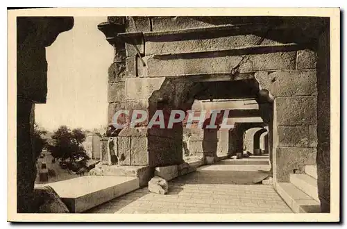 Cartes postales Nimes Les Arenes Galeries exterieures