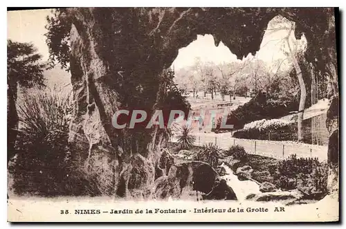 Cartes postales Nimes Jardin de la Fontaine Interieur de la Grotte