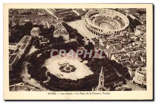 Ansichtskarte AK Nimes Les Arenes La Place de la Fontaine Pradier