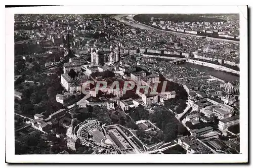 Cartes postales Lyon Vue generale aerienne Theatre romain Basilique et Tour metallique de Fourviere a droite Sai