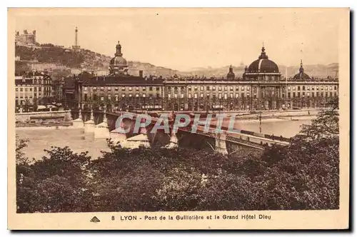 Ansichtskarte AK Lyon Pont de la Guillotiere et le Grand Hotel Dieu