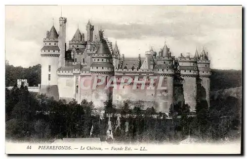 Cartes postales Pierrefonds Le Chateau Facade Est