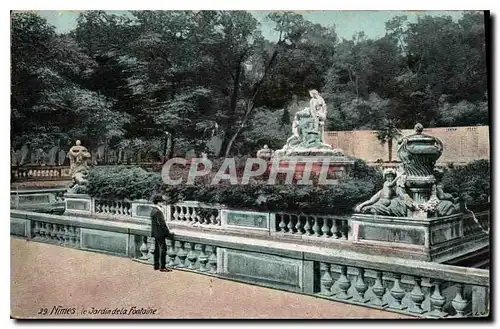 Cartes postales Nimes le Jardin de la Fontaine