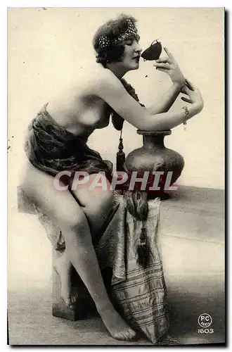 REPRO L'Orientale La fin du XIX e siecle et le debut du XXe siecle sont atteints par une vague d'ori